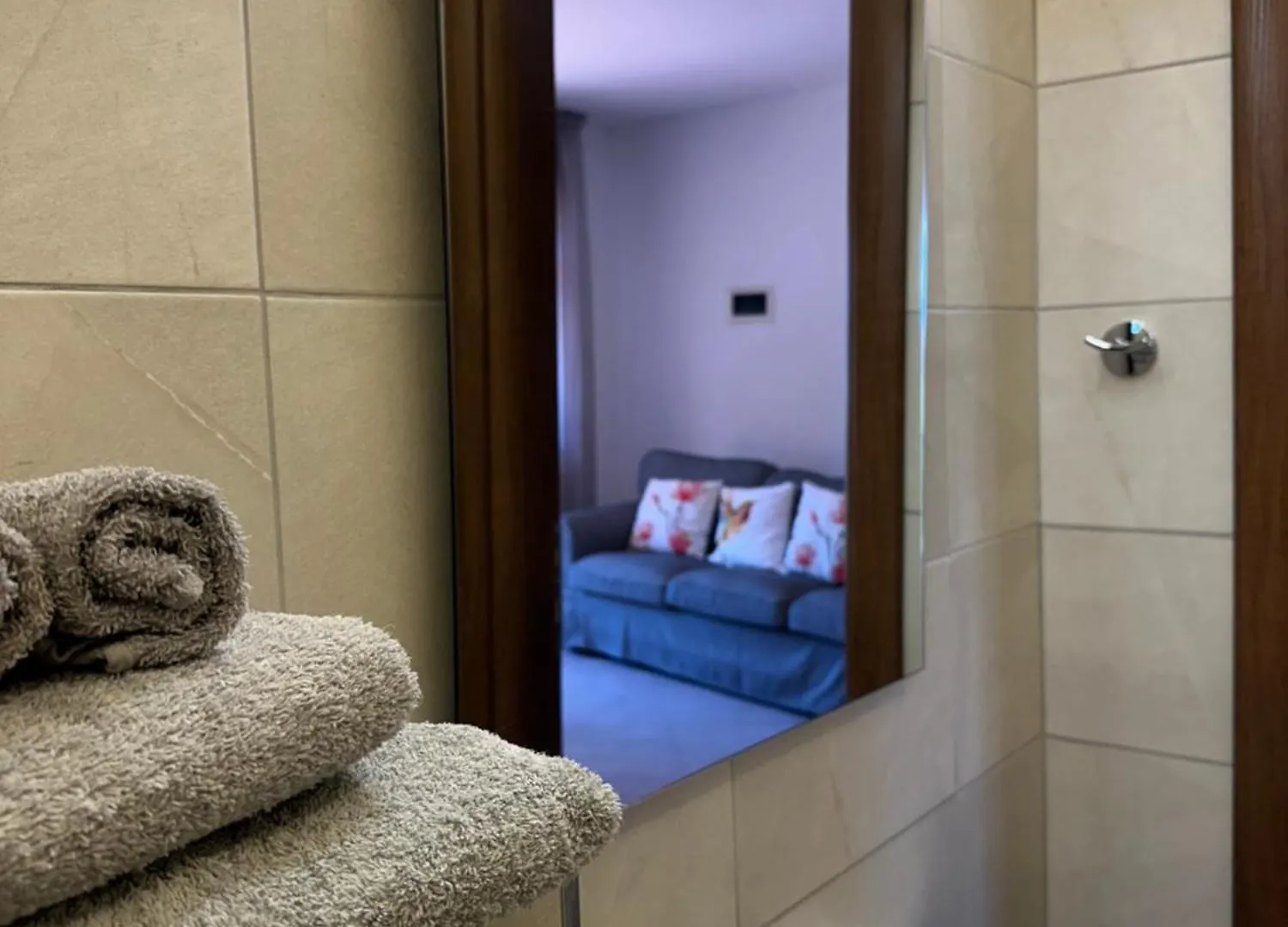 Serenity Apartment In פאליאורי